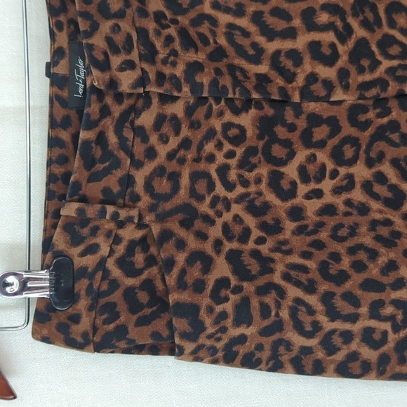 Lord & Taylor Brown Leopard Print Skinny Pants Size 6 - Picture 3 of 6
